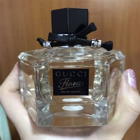 Perfume Similar To Gucci Flora [Dupes That Smell Alike] 